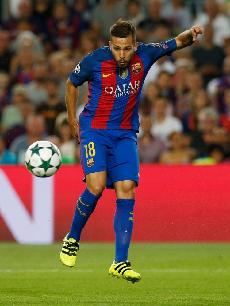 <p>Jordi Alba 146.2 milyon Euro - Sözleşme bitiş tarihi: 2020</p>