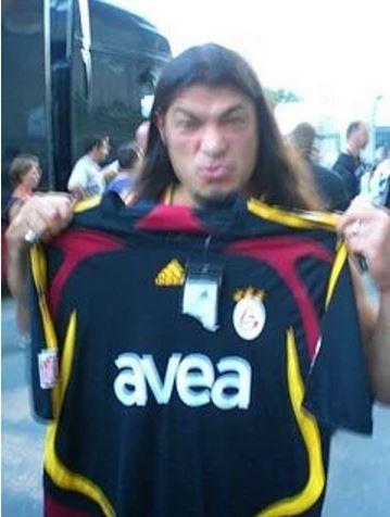 <p>Robert Trujillo(müzisyen) - Galatasaray</p>
