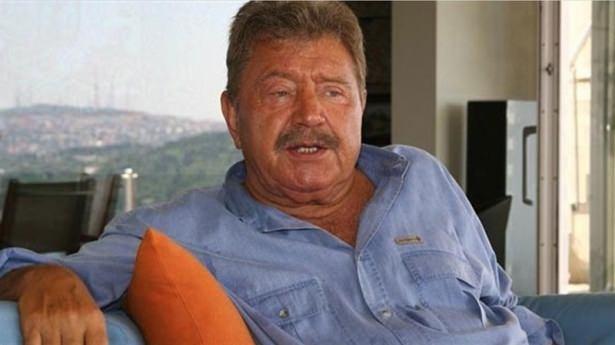 <p>Mehmet Ali Yılmaz</p>
<p>Campbell'i gol makinesi diye aldık, çamaşır makinesi çıktı.</p>