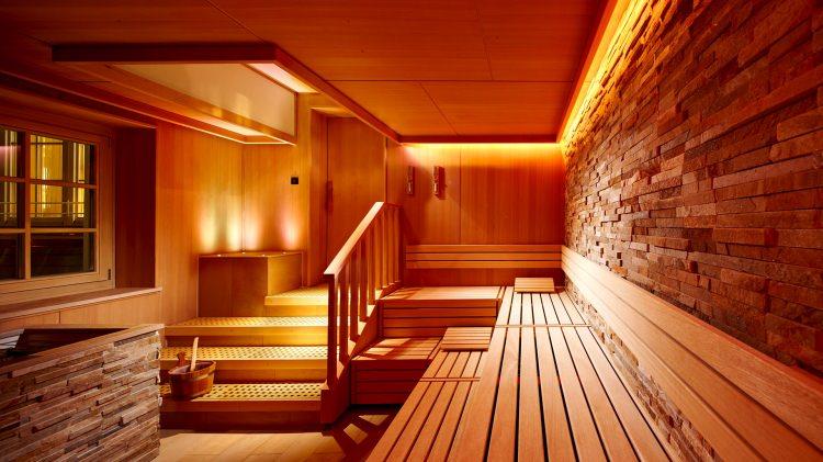 <p><strong>8- Sauna- Hamam- Kaplıca gibi sıcak ortamlar</strong></p>