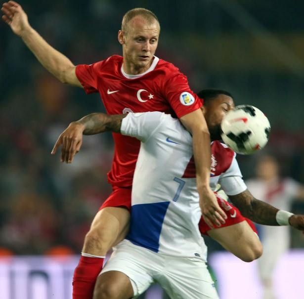 <p>ŞÜPHELİ - Semih Kaya (Galatasaray)</p>