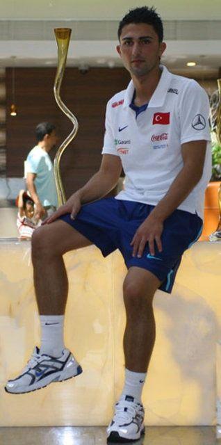 <p>Hasan Ali Kaldırım</p>

<p> </p>
