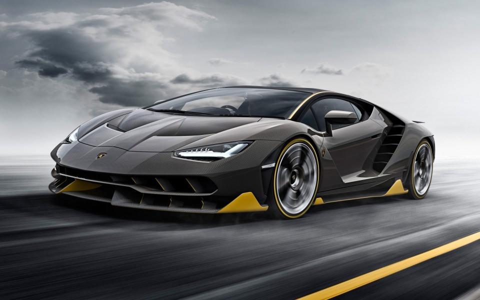 <p>Lamborghini, kurucusu Ferruccio Lamborghini’nin 100. doğum gününü, “Centenario”yu tanıtarak kutluyor. </p>

<p> </p>
