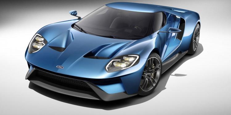<p>Ford GT, efsanevi GT40 modelinin modern versiyonu olarak ilk kez 2004 yılında piyasaya sunulmuştu. </p>