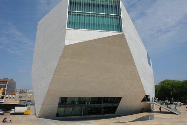 <div>Casa da Musica, Porto, Portekiz</div>

<div>Yapım yılı: 2005</div>
