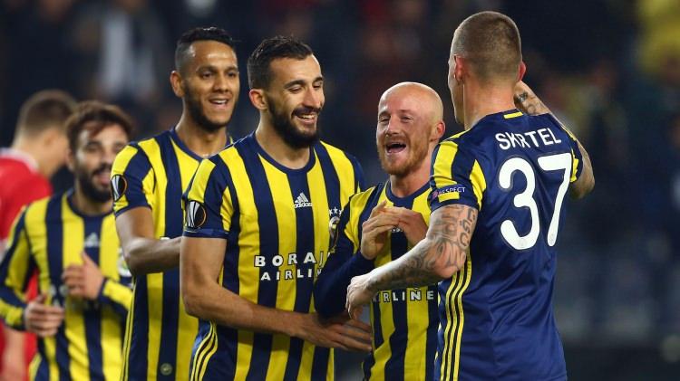 <p>Fenerbahçe – €166m</p>
