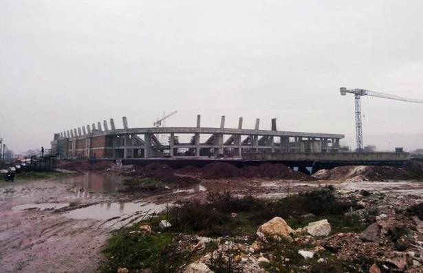 <p>Yeni Akhisar Stadı</p>
