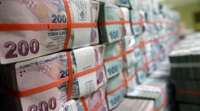 <p>16-Diğer taraftan, doğrudur, cari açıktaki düşüş trendi 2016 yılında bir miktar hız kesti. Cari açık bu yıl hedefin üzerinde gerçekleşebilir.</p>

<p> </p>
