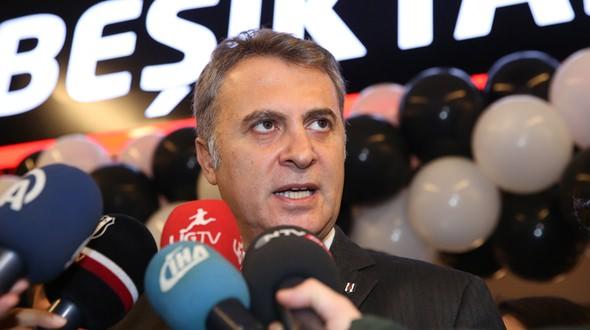 <p>Beşiktaş’ta yeni golcü geldikten sonra 4. alternatif durumuna düşecek olan Ömer de ayrılmak istiyor. Kayserispor’un teklifine sıcak bakan 27 yaşındaki gurbetçi isim, bir aksilik yaşanmazsa ikinci yarıda Sarı-Kırmızılı formayı terletecek.</p>
<p> </p>