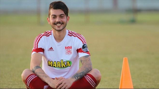 <p>Beykan Simsek - Sivasspor'dan Adana Demirspor'a</p>
