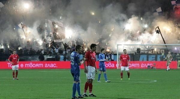 <p>17- <strong>CSKA Sofia - Levski Sofia</strong><br />
<strong>Aldığı oy:</strong>8</p>