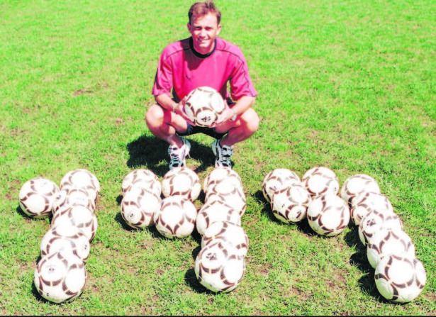 <p>Hami Mandıralı, Trabzonspor yıllarından...</p>
