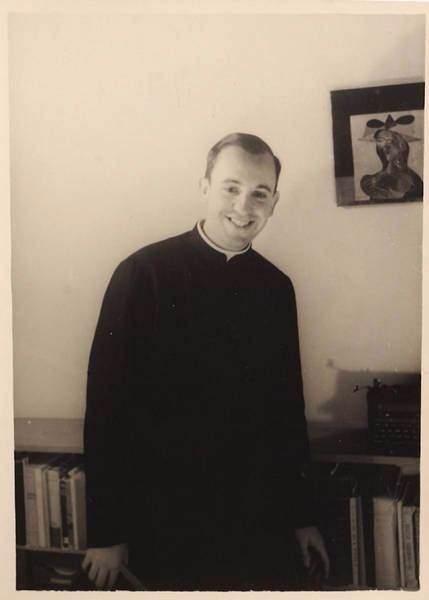 <p>Papa Francis</p>

<p> </p>
