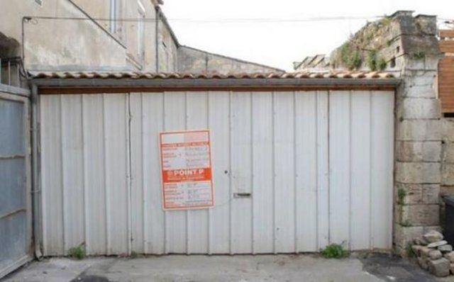 <p>Fransız fotoğrafçı Jeremy Buchholz Bordo ev alacak parası olmadığı için kendine 41 metrekarelik bir garaj satın aldı...</p>

<p> </p>
