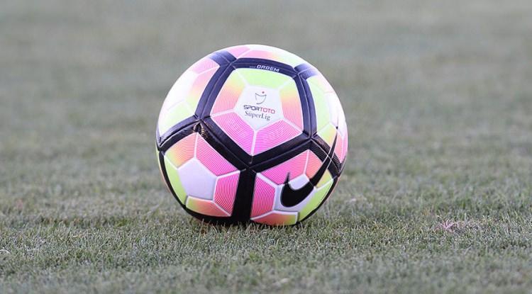 <p>2016-17 futbol sezonu öncesi Spor Toto Süper Lig'de yer alan bütün takımların transfer hareketleri burada...</p>
