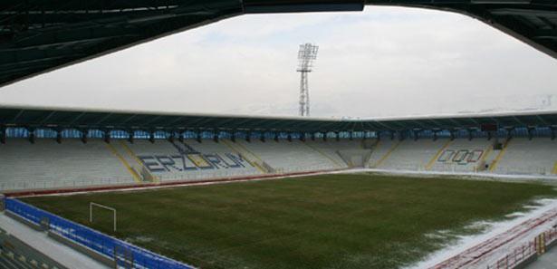 <p>Kazım Karabekir Stadı(Erzurum) (Kapasite yetersiz)<br />
Kapasite: 21.900</p>
<p> </p>