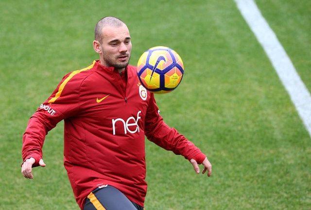 <p>WESLEY SNEIJDER | Galatasaray | 12.800.000 TL</p>
