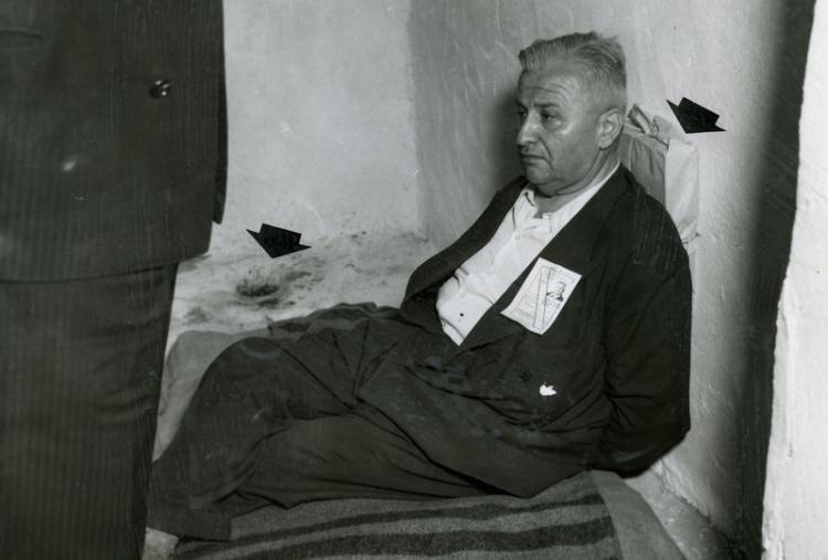 <p>Agah Erozan</p>

