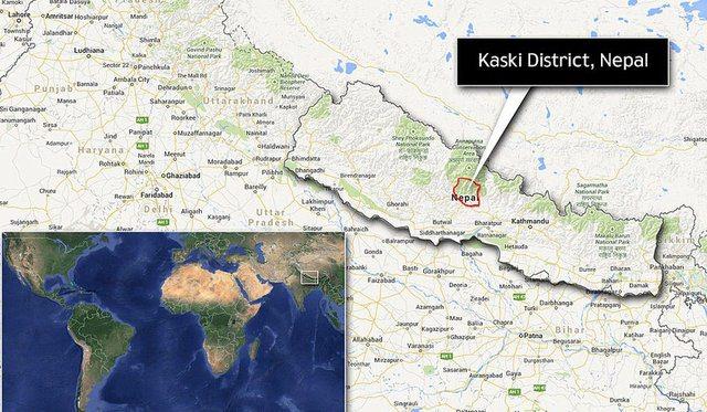 <p>Bu yöntemle her yıl dağlardan 250 ton civarında bal çıkarılıyor.</p>
<p> </p>