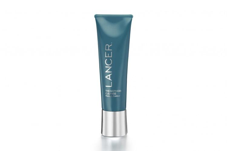 <p>Lancer Exfoliating Blemish Cleanser</p>