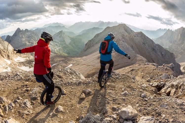 <p><strong>Mountain unicycling: Tehlikeli dağ sporu</strong></p>
