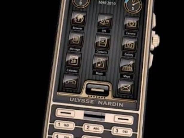 <p><strong>GoldVish Le Million</strong></p>

<p>Guinness sertifikalı dünyanın en pahalı telefonu olan cep, 18 karat beyaz altından ve 1800 elmastan oluşuyor. Fiyatı 1.5 milyon dolar...</p>
