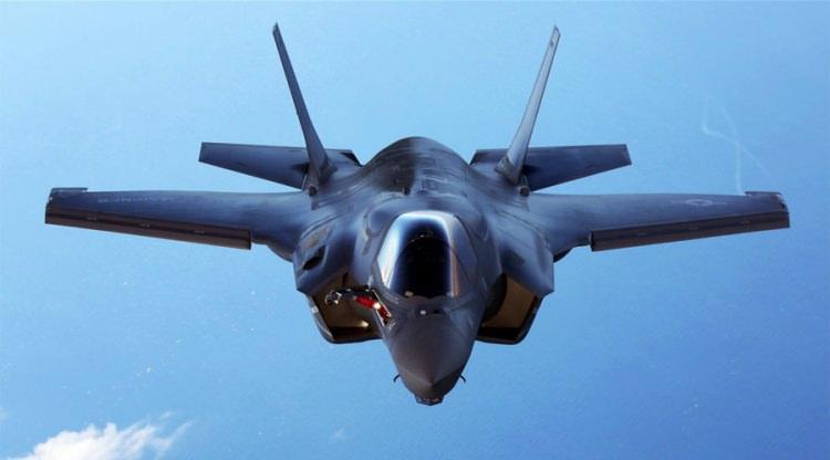 <p><span style="color:#D3D3D3">F-35 savaş uçağının üreticileri arasında yer alan Türkiye daha önce 6 adet F-35 uçağı için sipariş vermişti. </span></p>
