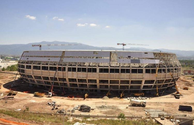 <p>Yeni Kocaeli Stadı<br />
​Kapasite: 33.000</p>

