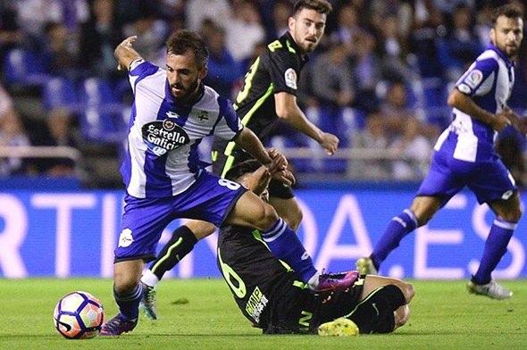 <p>Gaizka Garitano, "Emre, bize ihtiyacımız olan pas kalitesini veriyor" diyerek genç futbolcuyu övdü.</p>