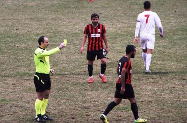 <p><strong>VANSPOR</strong>(Van Büyükşehir Belediyespor 2014'te bünyesine katıldı)</p>

<p>Süper Lig'de yer aldığı sezon sayısı: 5</p>

<p>Şu an bulunduğu lig: 3. Lig 1. Grup</p>
