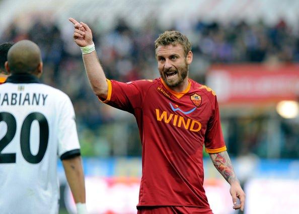 <p>Daniele De Rossi 14 yıldır Roma'da</p>

