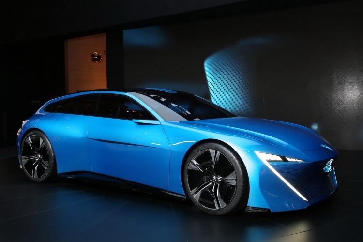 <p>Peugeot Instinct</p>
