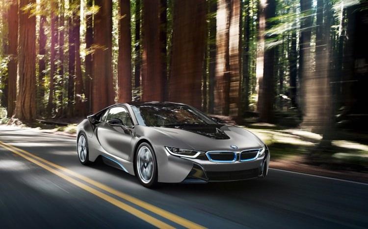 <p>BMW i8</p>
<p>2017 çıkışlı başlangıç fiyatı: 797.400 TL<br />
2016 çıkışlı başlangıç fiyatı: 760.700 TL</p>