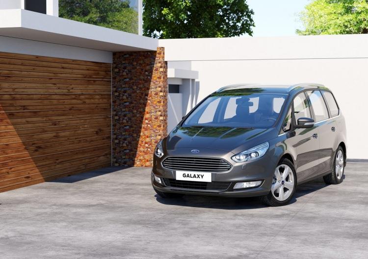 <p>Ford Galaxy</p>
<p>2017 çıkışlı başlangıç fiyatı: 169.030 TL<br />
2016 çıkışlı başlangıç fiyatı: 158.380 TL</p>