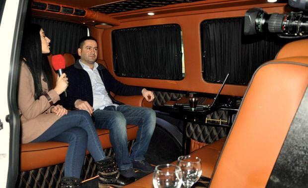 <p>Murat Haşhaş "Bu işi sevdiğim için yapıyorum hiç bir ticari hırsım yok, yaptığım araçlara bittikten sonra bakmak bana keyif veriyor" diyor.</p>
<p> </p>