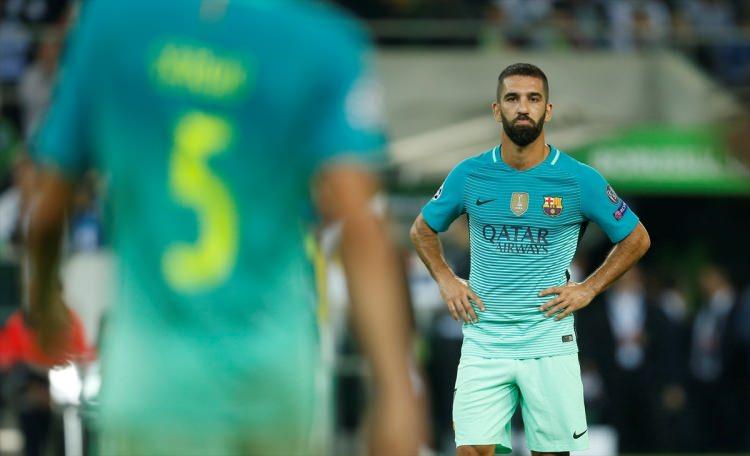 <p>Gazete Arda'nın 9 maçta 5 gol attığını belirtirken, takımın Suarez ve Messi'den sonraki en golcü 3'üncü ismi olduğuna dikkat çekti.</p>
