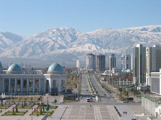 <p>208. Aşkabat, Türkmenistan</p>
<p> </p>