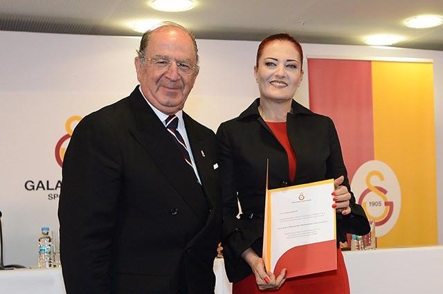 <p>CANDAN ERÇETİN - Galatasaray</p>