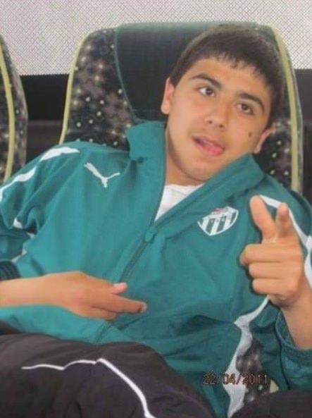 <p>Ozan Tufan</p>
