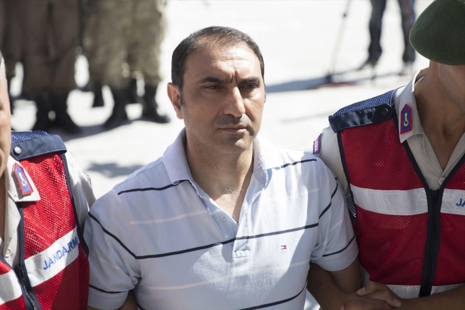 <p>Mustafa Azimetli</p>
