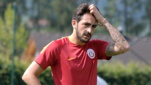 <p><strong>Jem Karacan</strong><br />
<br />
Galatasaray'ın lisans çıkarmadığı ve Florya'da idmanmlarına devam eden isimlerinden. Galatasaray 'zararına' göndermeye razı.</p>

