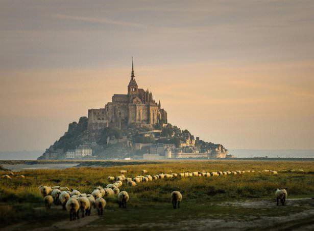 <p>Mont Saint-Michel kalesi - Fransa</p>

<p> </p>
