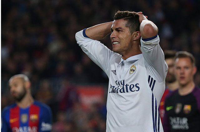 <p>Fakat Real Madrid forması giyen Ronaldo’nun yıllık ücreti, ‘Zenginin parası züğürdün çenesini yorar’ misali duyanları hayrete düşürdü.</p>
<ul>
</ul>
<ul>
</ul>