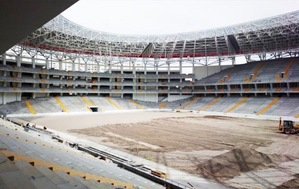 <p>Yeni Antalya Stadyumu</p>

