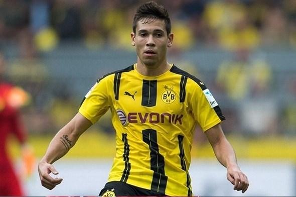 <p>Orta saha: Raphael Guerriero (Borussia Dortmund)</p>
