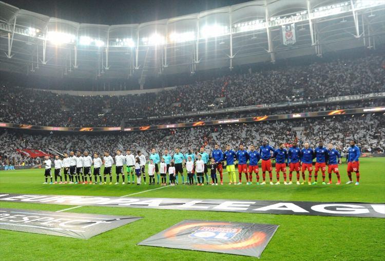 <p>Beşiktaş'ın futbolu ve 120 dakikalık performansı büyük alkış alırken, Vodafone Arena'nın atmosferi de herkesin beğenisini topladı. </p>

