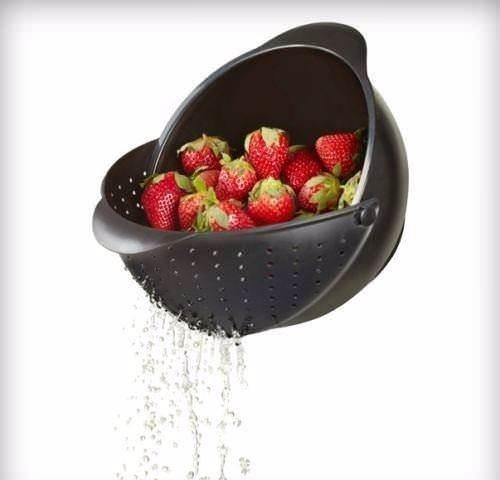 <p>Yıkama ve Süzme Kabı</p>
<p>Meyve ve sebzelerinizi bu kase ile hem yıkayabilir, hem suyunu süzebilirsiniz.</p>