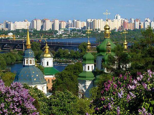 <p>Karasal Alan km²<br />
Moldova<br />
33.846</p>
