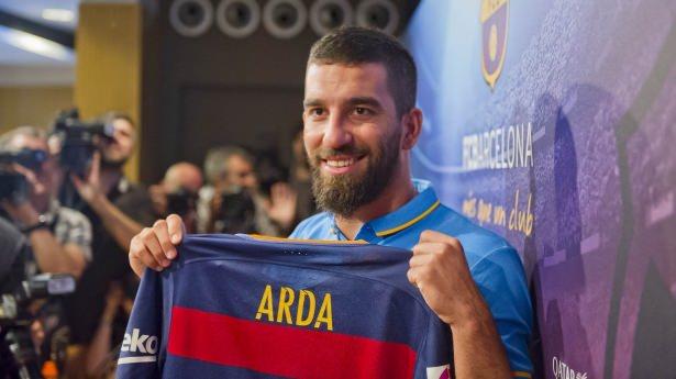 <p>Arda Turan</p>

<p>Koca kafa</p>
