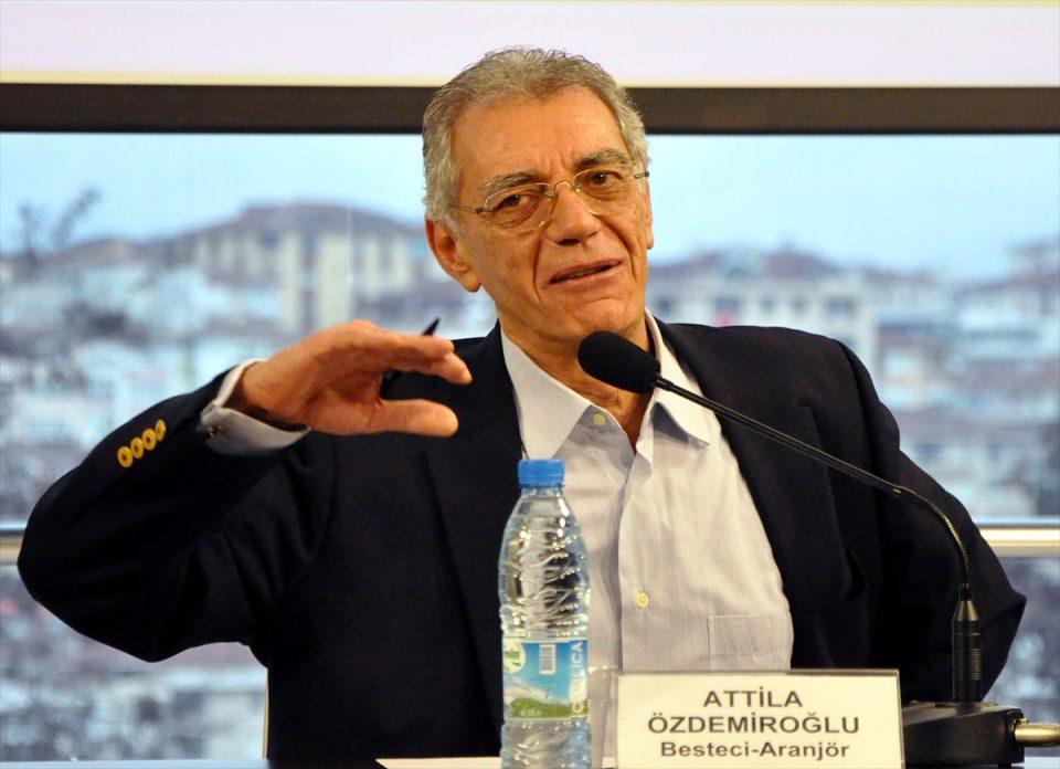 <p><strong>Attila Özdemiroğlu</strong><br />
<br />
Müzisyen, besteci ve aranjör Attila Özdemiroğlu, 20 Nisan 2016'da, Şişli Florence Nightingale Hastanesinde, akciğer kanserine bağlı çoklu organ yetmezliği nedeniyle 73 yaşında hayatını kaybetti. </p>
